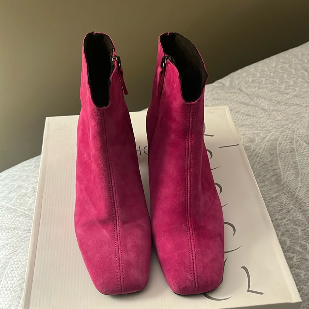Fuchsia suede booties -adorable round heel and notched out front.